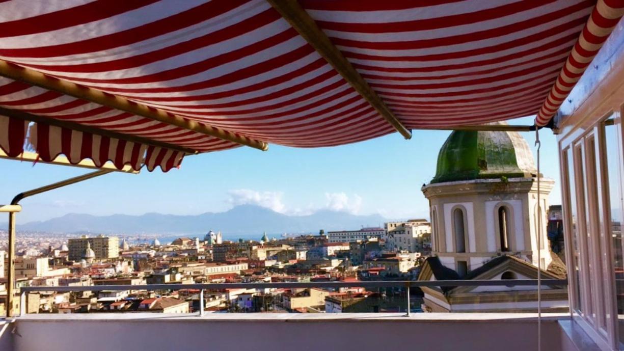 La Terrazza Di Nonna Anna Bed & Breakfast Naples Exterior photo
